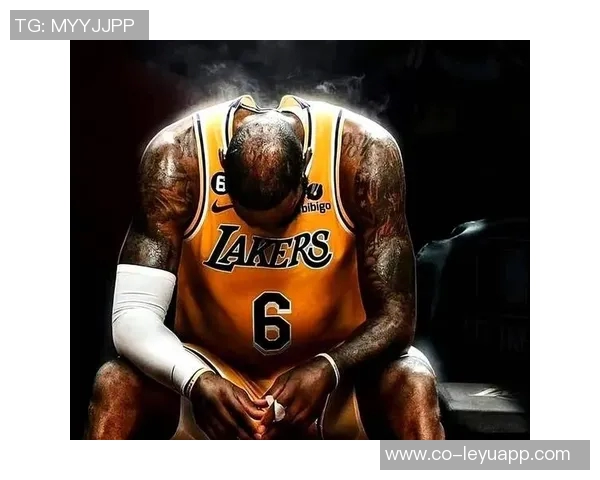 詹姆斯转发马克西生涯新高54分与9助攻的精彩表现引发热议